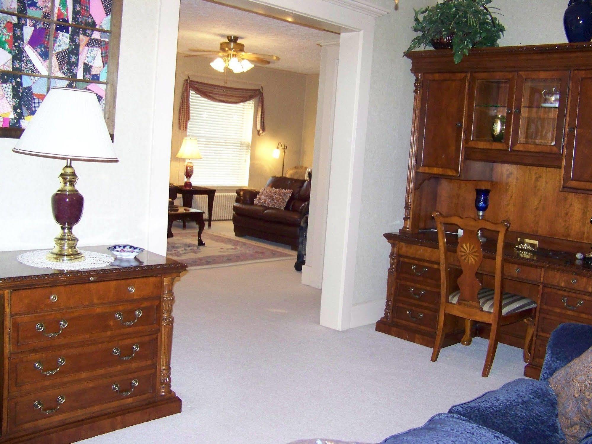 Barclay Hotel